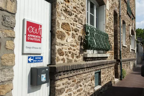 L'entrée du dispositif à Fontenay-aux-Roses 